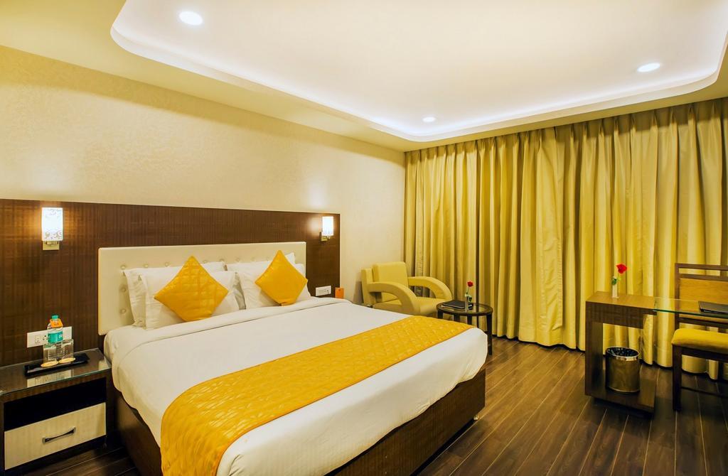 Hotel Kapish Smart-All Pure Veg Jaipur Exterior photo